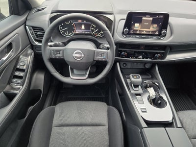 2027 Nissan Rogue SV