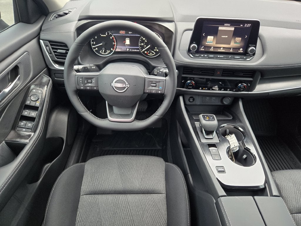 2027 Nissan Rogue SV