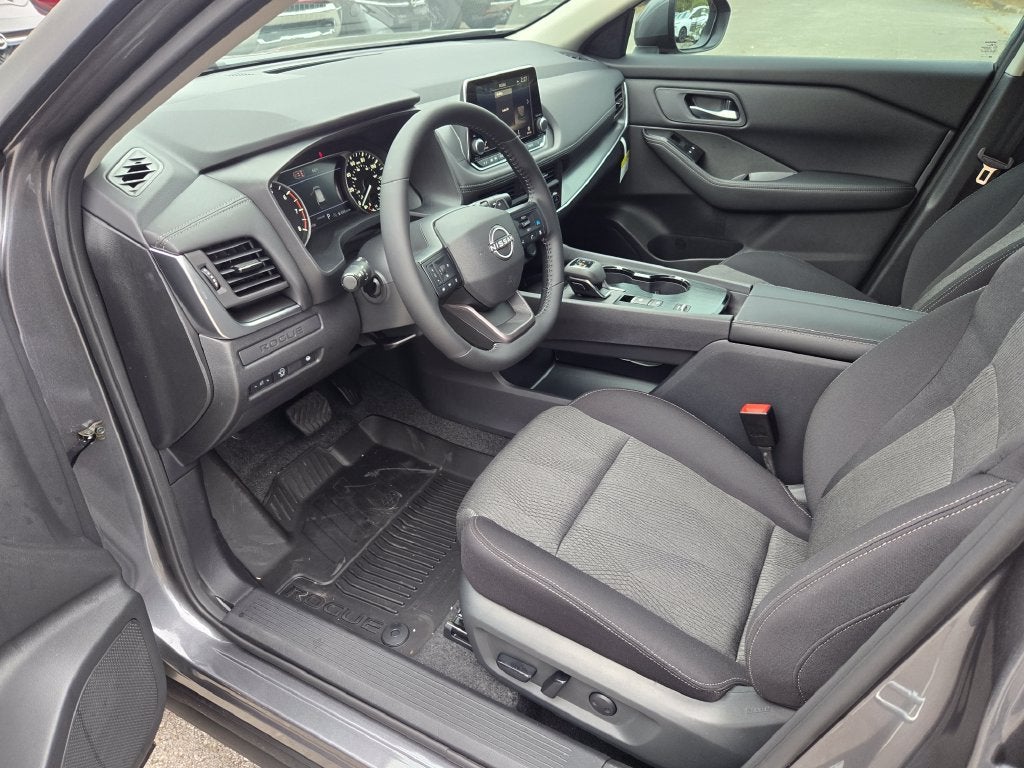 2027 Nissan Rogue SV