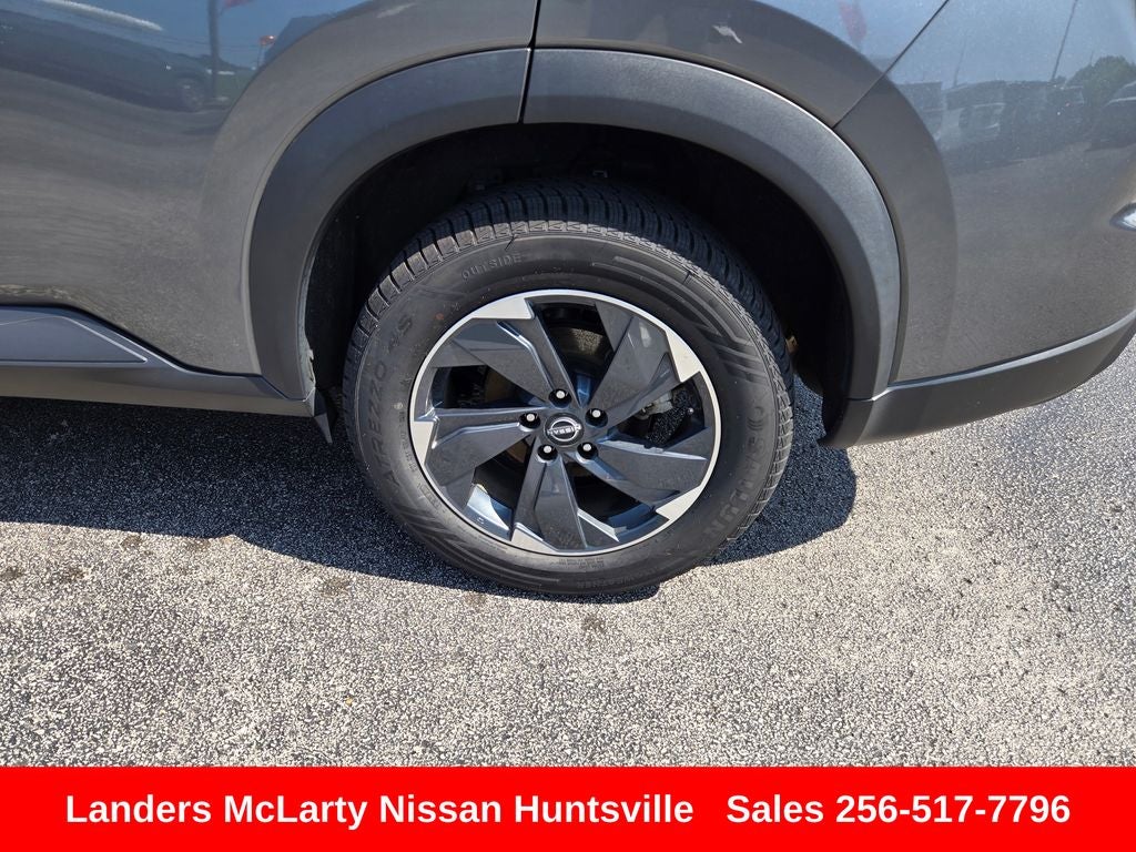 2025 Nissan Rogue SV