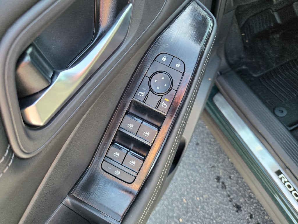 2027 Nissan Rogue Dark Armor