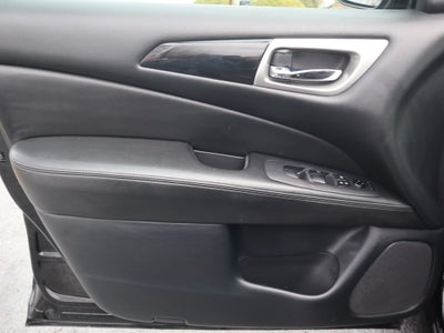 2020 Nissan Pathfinder S