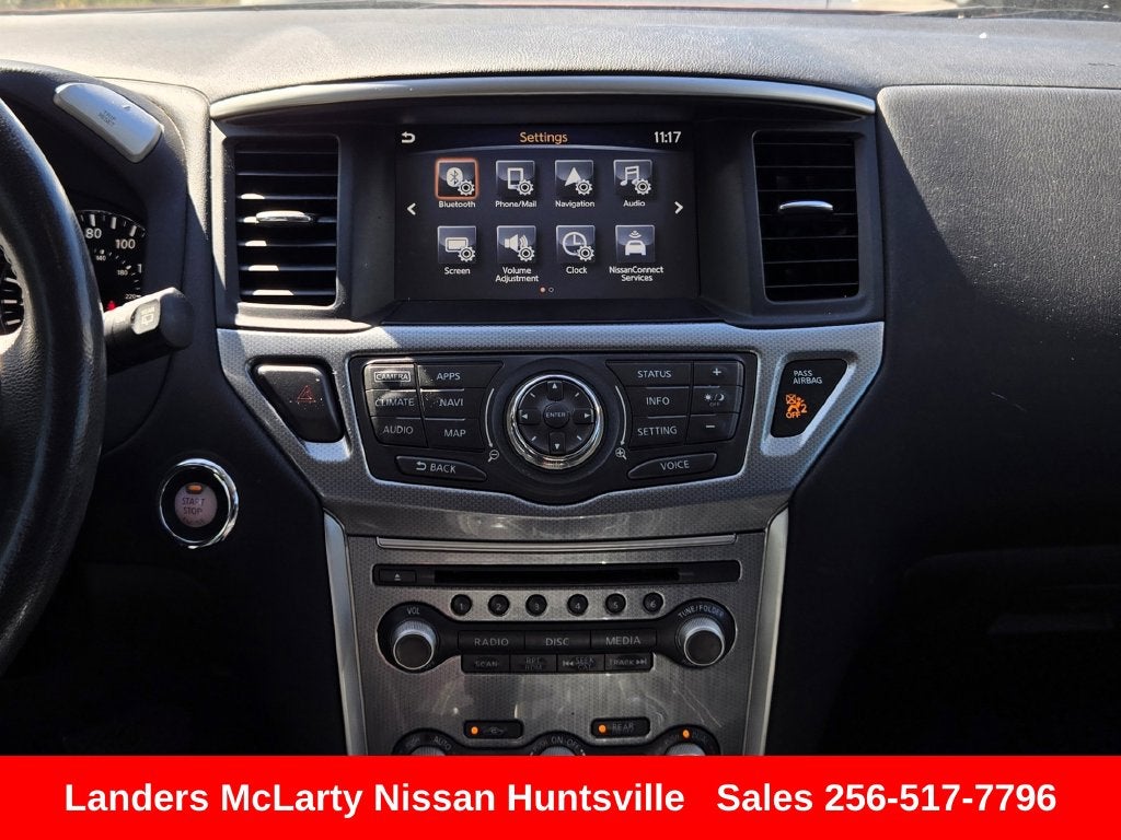 2017 Nissan Pathfinder SL