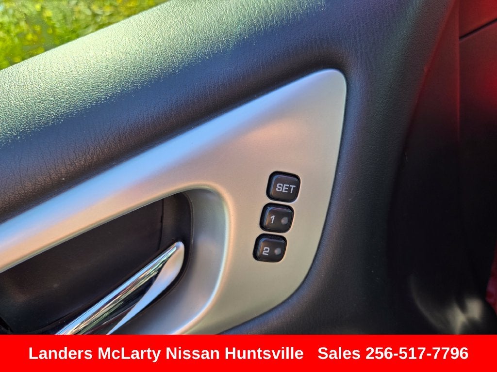 2017 Nissan Pathfinder SL