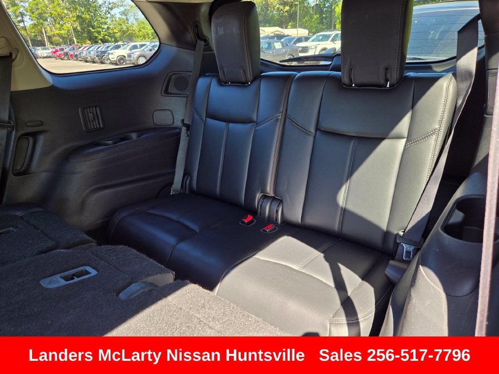 2017 Nissan Pathfinder SL