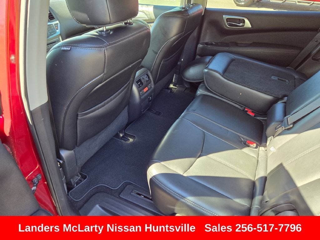 2017 Nissan Pathfinder SL