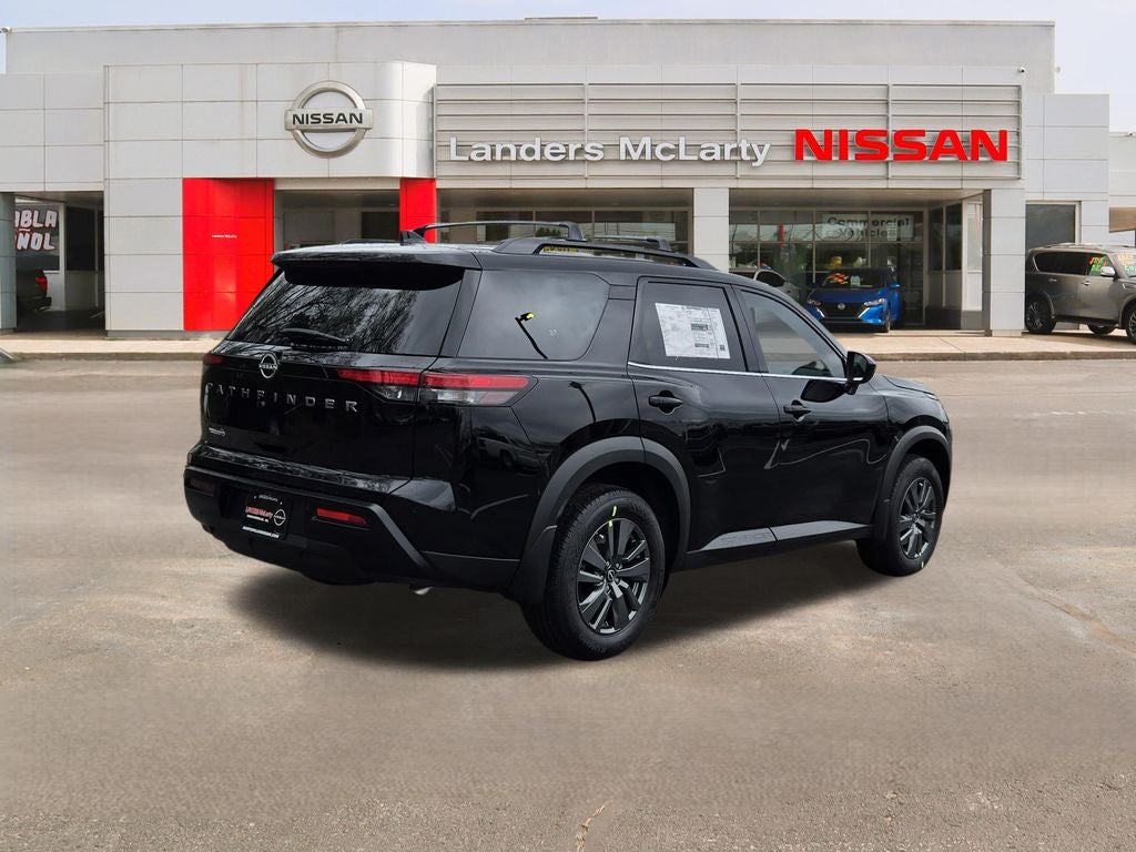 2026 Nissan Pathfinder SV