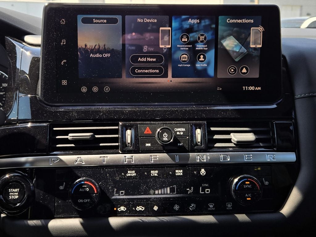2026 Nissan Pathfinder SV