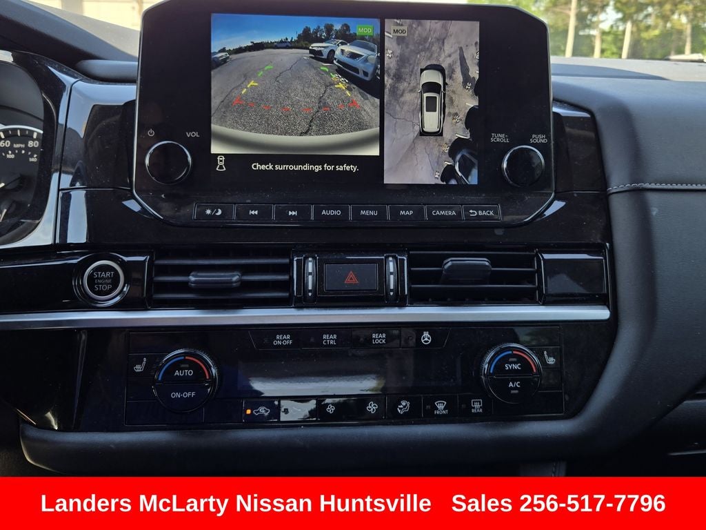 2022 Nissan Pathfinder SL