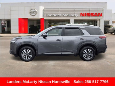 2024 Nissan Pathfinder SL