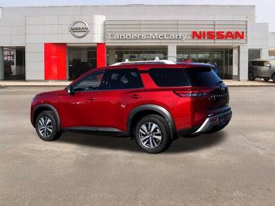 2024 Nissan Pathfinder SL
