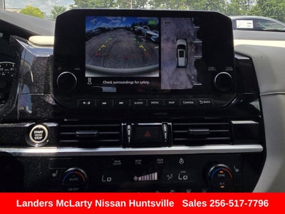 2024 Nissan Pathfinder SL