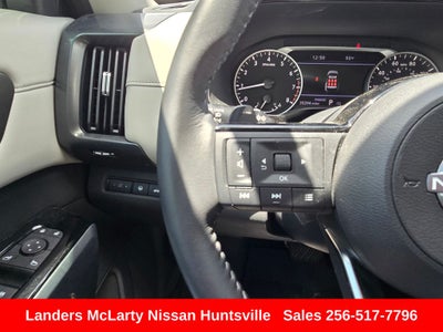 2024 Nissan Pathfinder SL