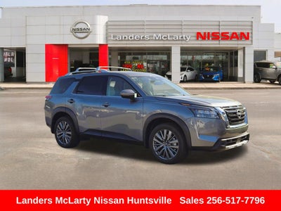 2025 Nissan Pathfinder SL
