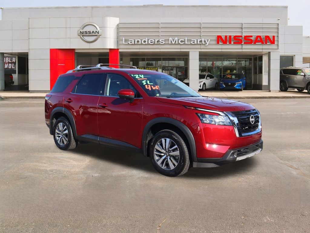2024 Nissan Pathfinder SL