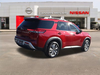 2024 Nissan Pathfinder SL