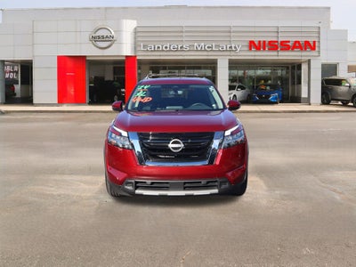 2024 Nissan Pathfinder SL