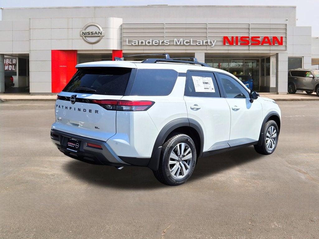 2026 Nissan Pathfinder SL