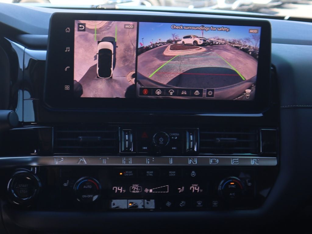 2026 Nissan Pathfinder SL