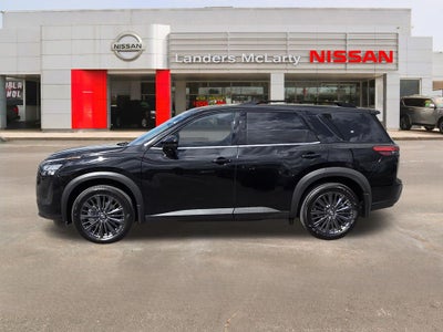 2026 Nissan Pathfinder SL