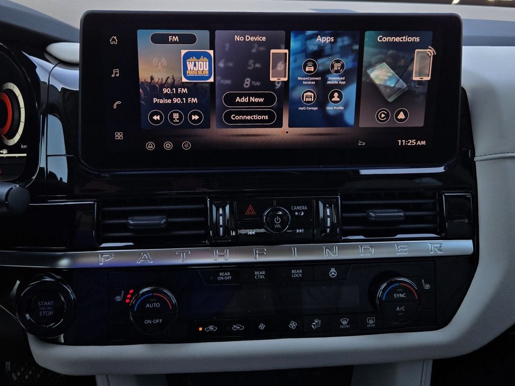 2026 Nissan Pathfinder SL