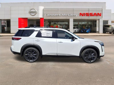 2026 Nissan Pathfinder SL