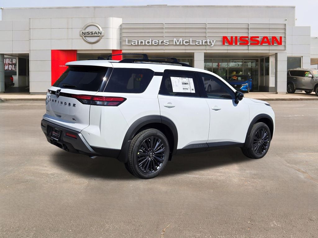 2026 Nissan Pathfinder SL