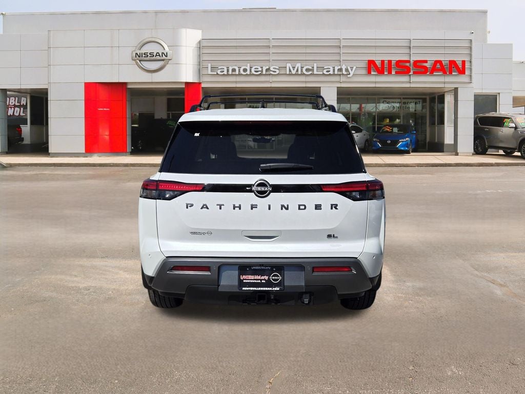 2026 Nissan Pathfinder SL