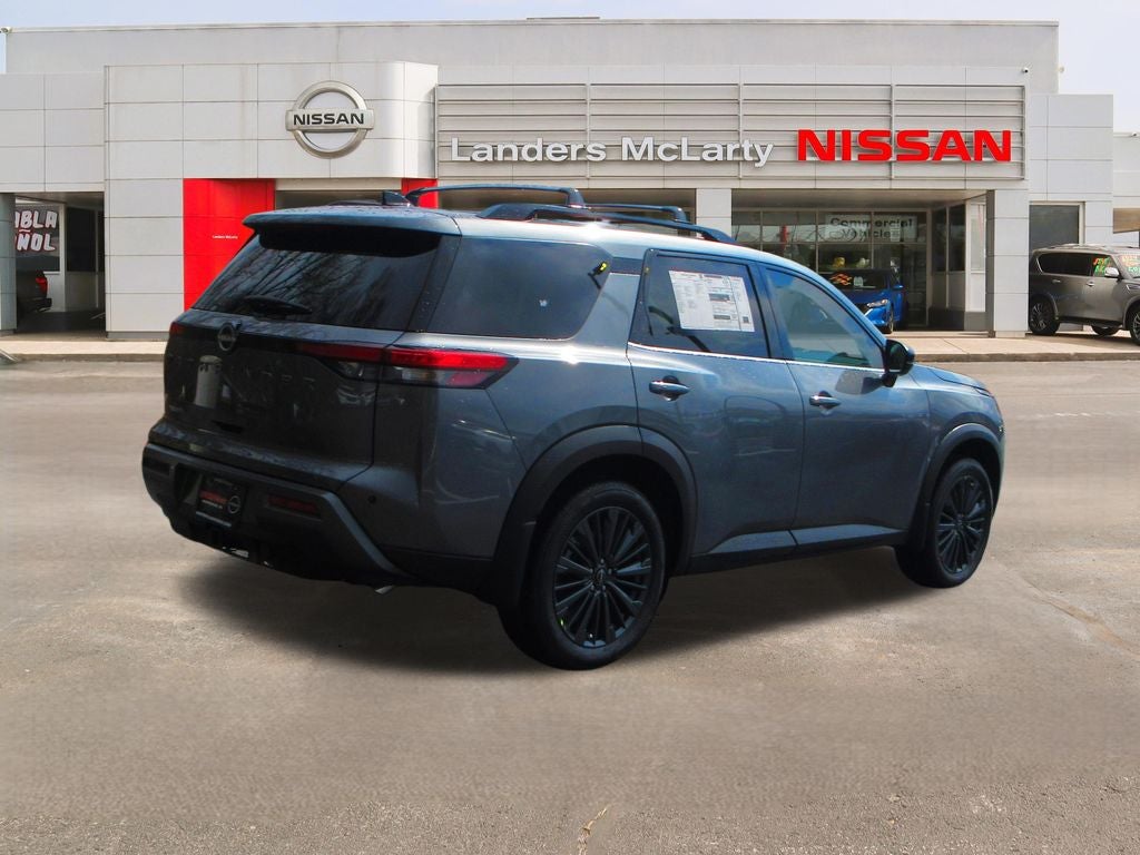 2026 Nissan Pathfinder SL