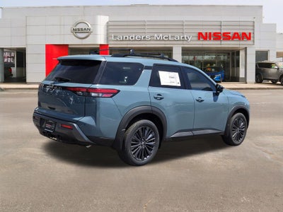 2026 Nissan Pathfinder SL