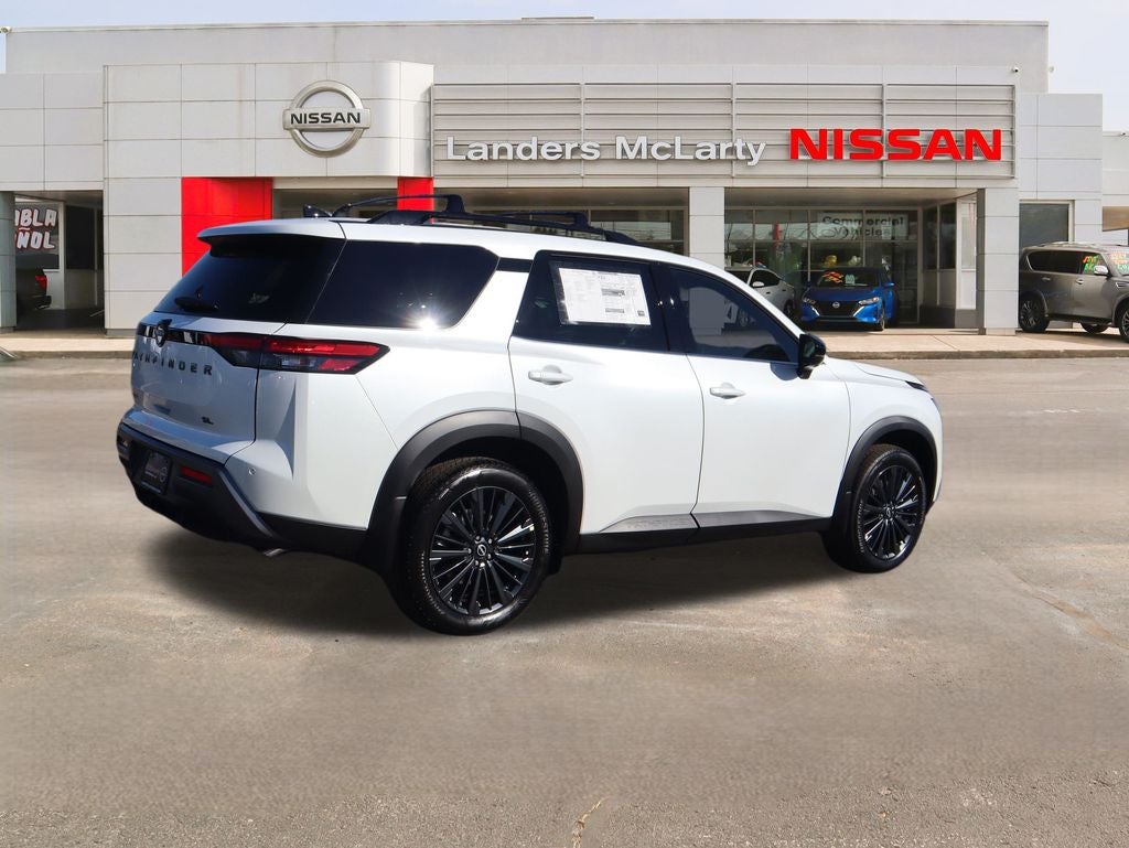 2026 Nissan Pathfinder SL