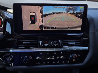 2026 Nissan Pathfinder SL