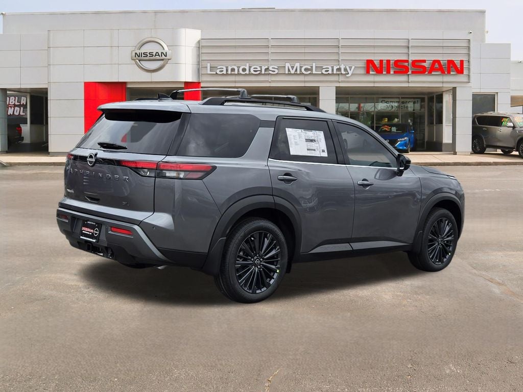 2026 Nissan Pathfinder SL