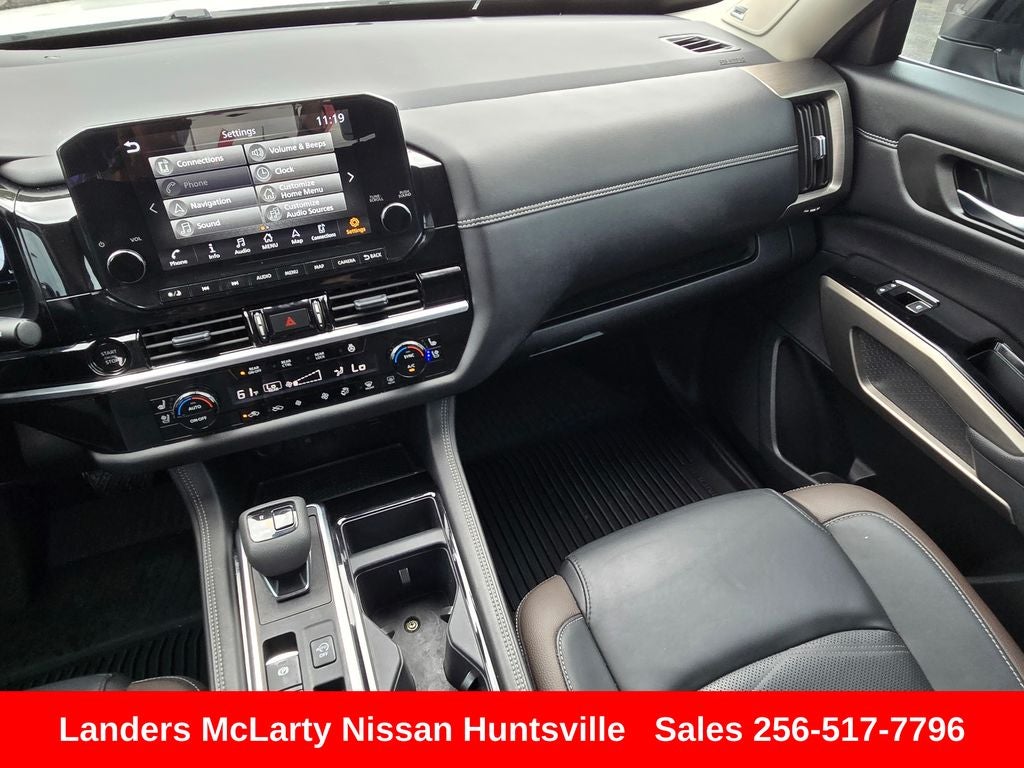 2025 Nissan Pathfinder Platinum