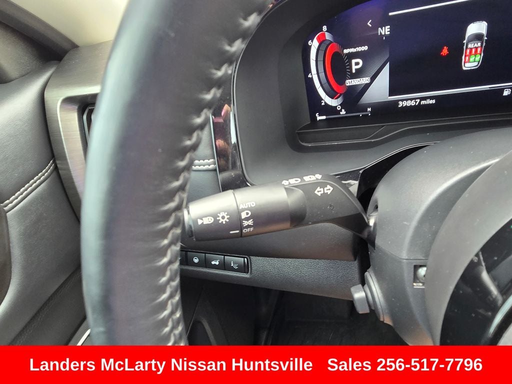 2025 Nissan Pathfinder Platinum