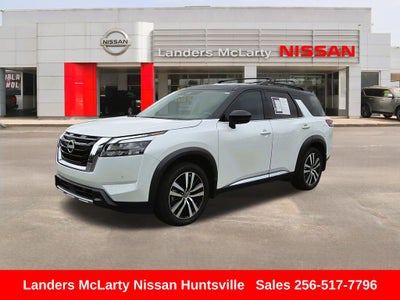 2025 Nissan Pathfinder Platinum