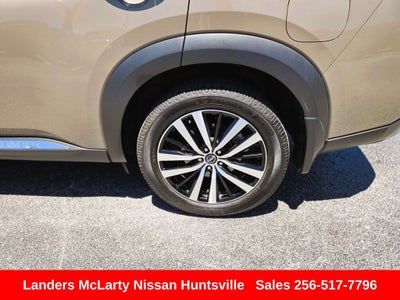 2023 Nissan Pathfinder Platinum