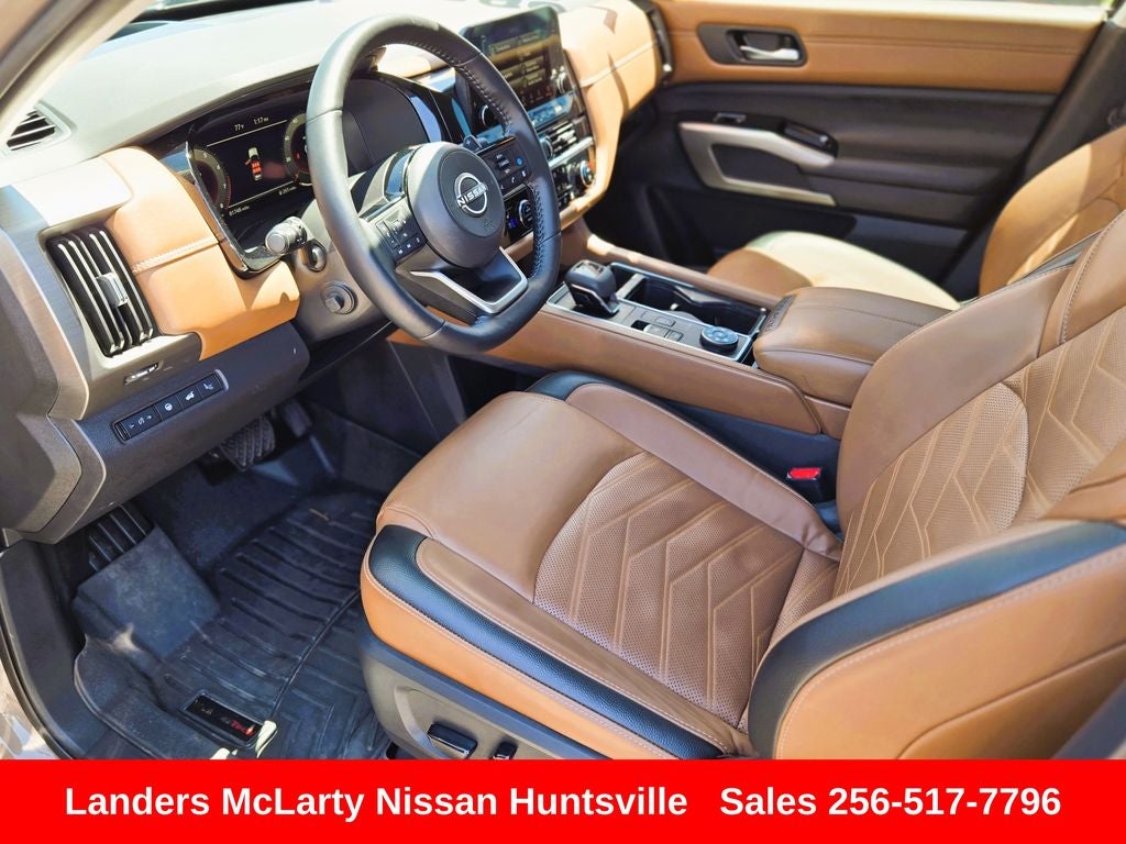 2023 Nissan Pathfinder Platinum
