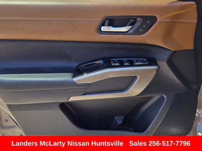 2023 Nissan Pathfinder Platinum