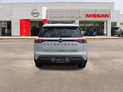 2026 Nissan Pathfinder Platinum
