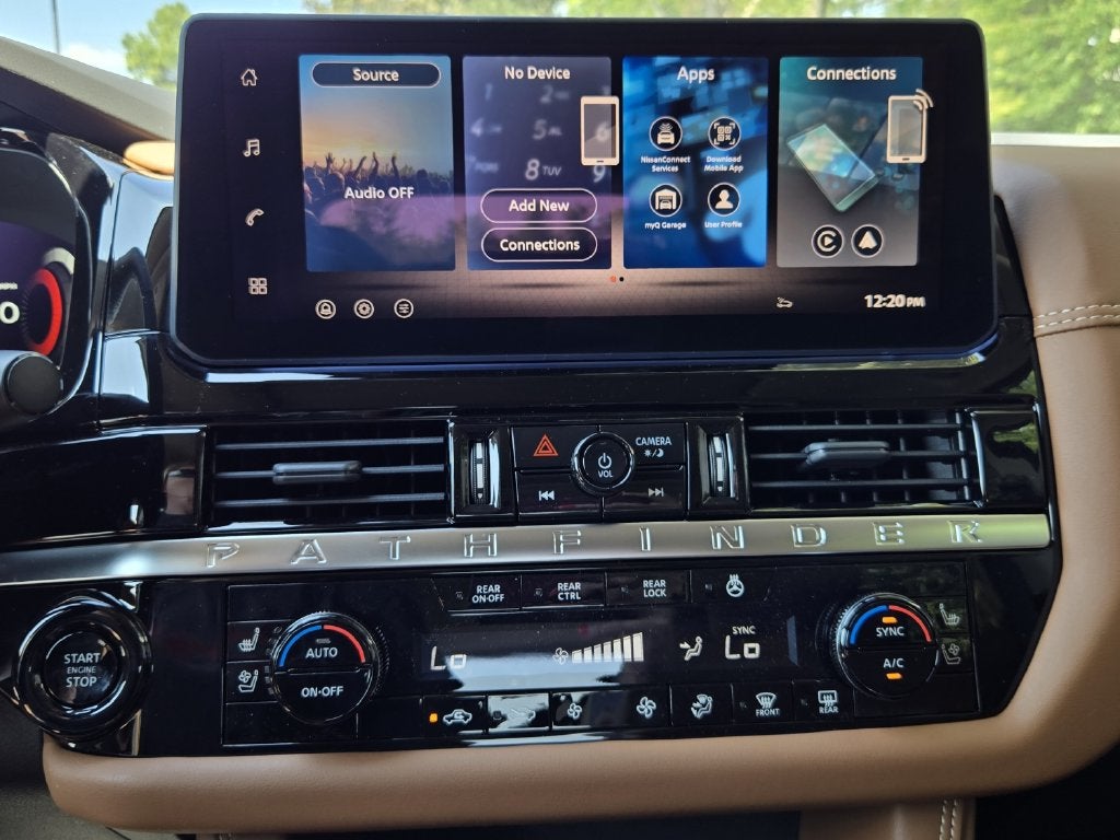 2026 Nissan Pathfinder Platinum