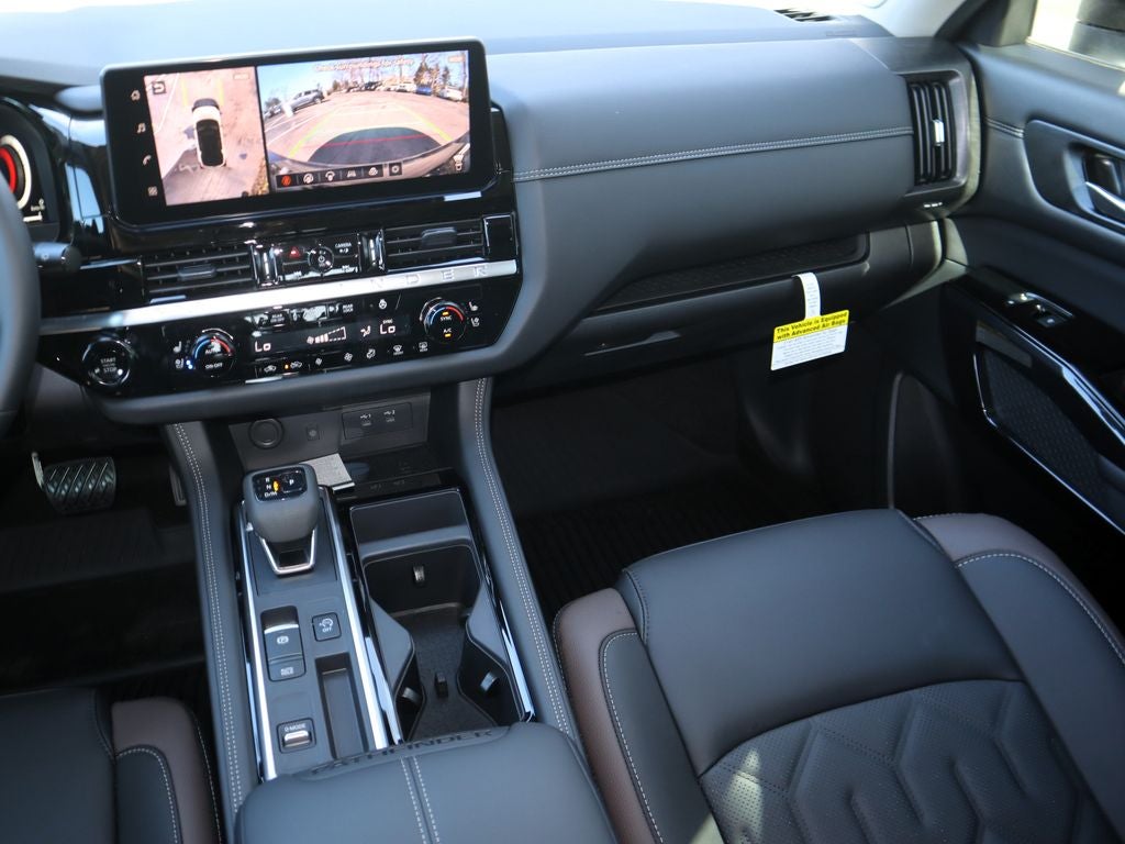 2026 Nissan Pathfinder Platinum