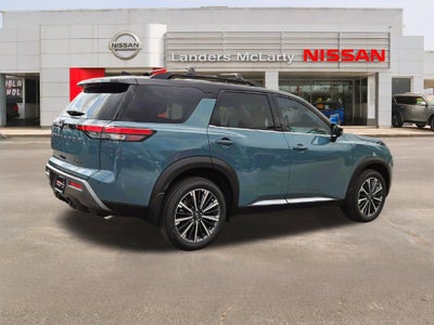 2026 Nissan Pathfinder Platinum