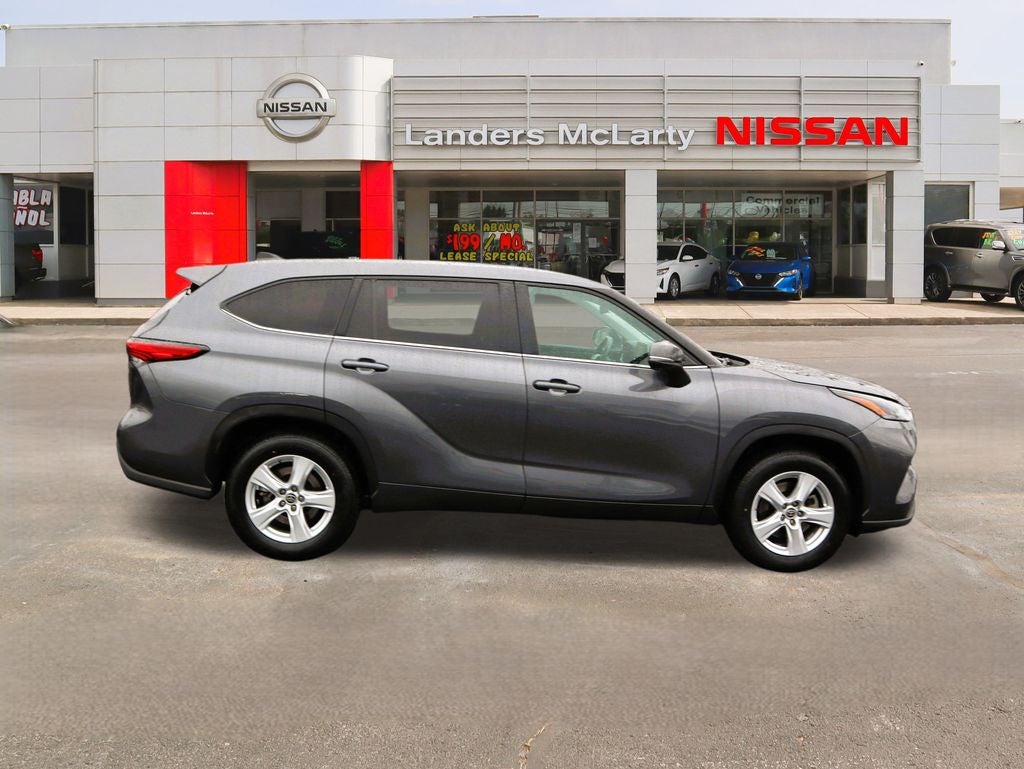 2023 Toyota Highlander L