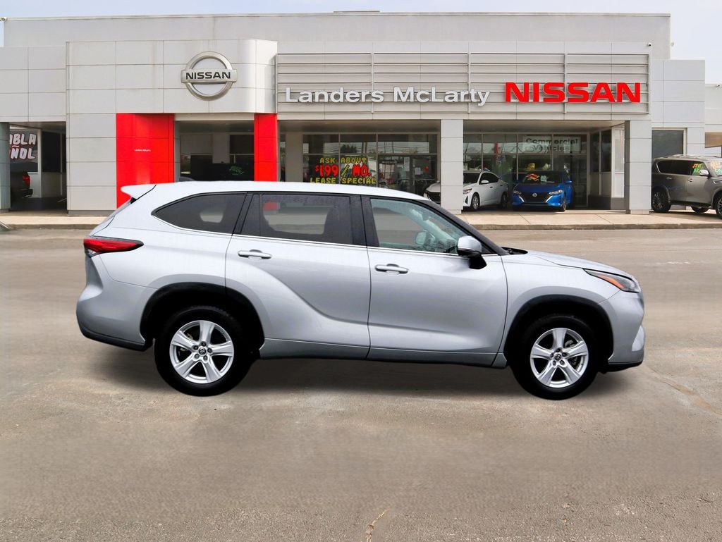 2023 Toyota Highlander L