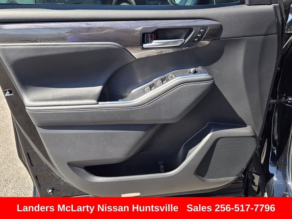 2023 Toyota Highlander Platinum