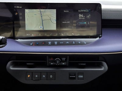 2026 Nissan Leaf PLATINUM+