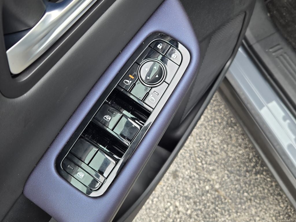 2026 Nissan Leaf PLATINUM+