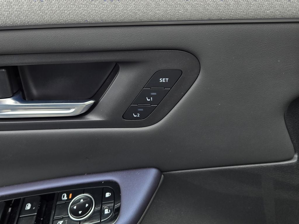 2026 Nissan Leaf PLATINUM+