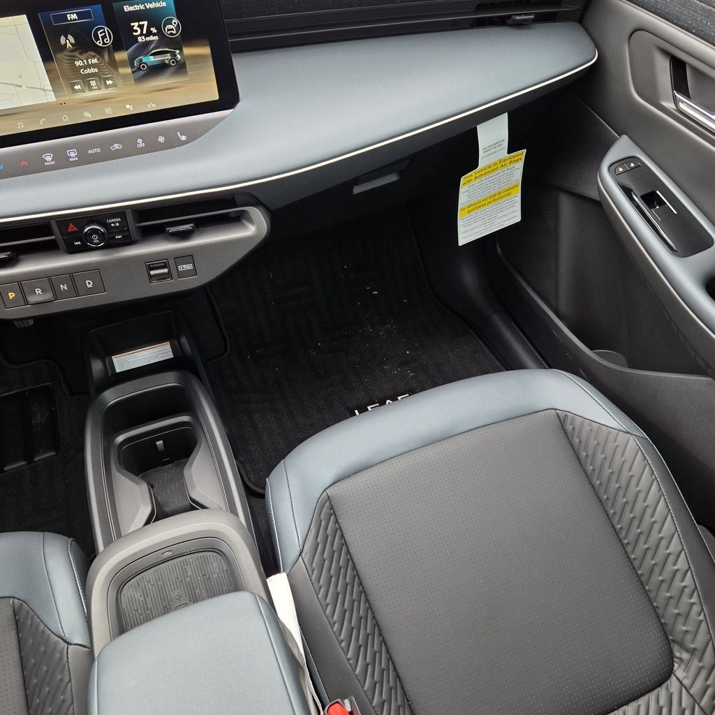 2026 Nissan Leaf PLATINUM+